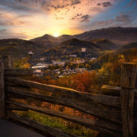 Hidden Memories, Hot Tub, 1089 Of Free Attraction Tickets For Each Paid Day, Dollywood And More Gatlinburg Exterior foto